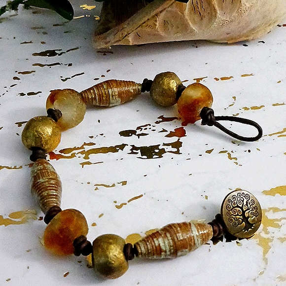 Natural Stone And Paper Beaded Bracelet. - Picture 4 of 5